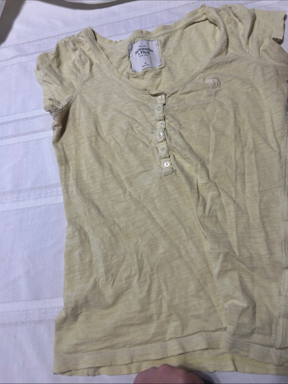 Abercrombie & Fitch pale yellow short sleeve henley tee